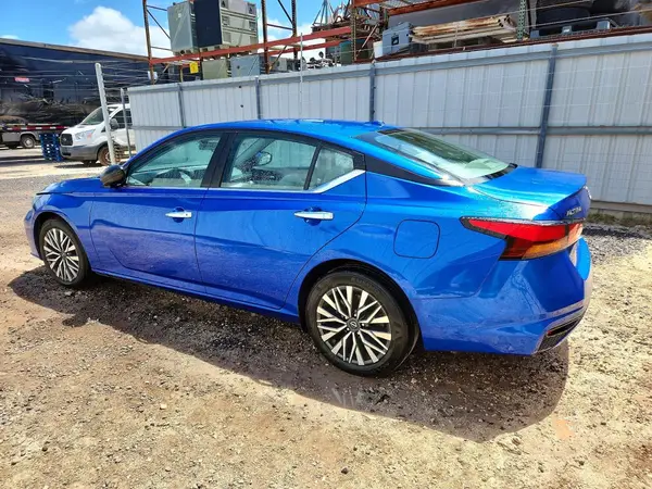 1N4BL4DV1SN302552 2025 NISSAN ALTIMA - Image 2