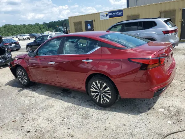 1N4BL4DV1SN304107 2025 NISSAN ALTIMA - Image 2