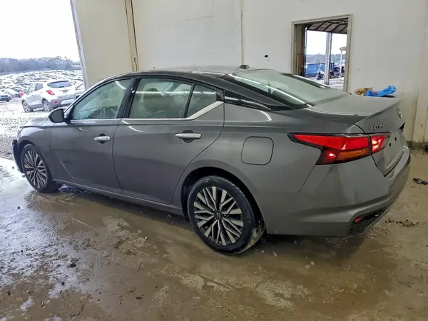 1N4BL4DV1SN312546 2025 NISSAN ALTIMA - Image 2