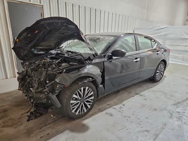 1N4BL4DV1SN322073 2025 NISSAN ALTIMA - Image 1