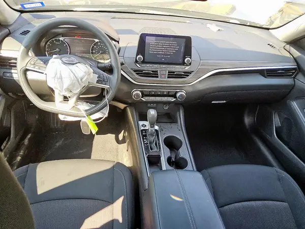 1N4BL4DV1SN339195 2025 NISSAN ALTIMA - Image 8