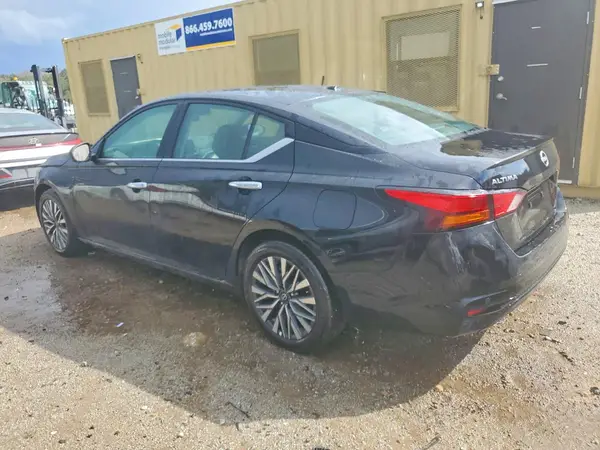 1N4BL4DV1SN343294 2025 NISSAN ALTIMA - Image 2