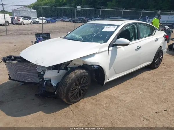 1N4BL4DV1SN343702 2025 NISSAN ALTIMA - Image 2