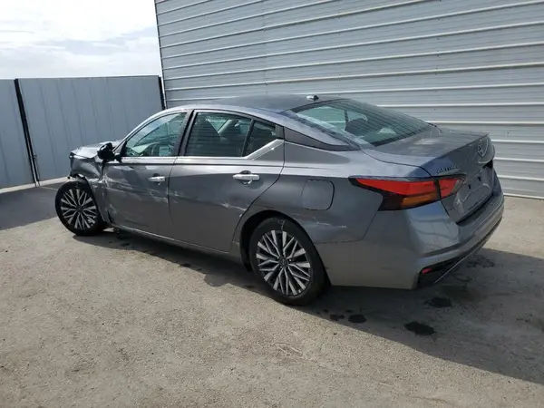 1N4BL4DV1SN348544 2025 NISSAN ALTIMA - Image 2