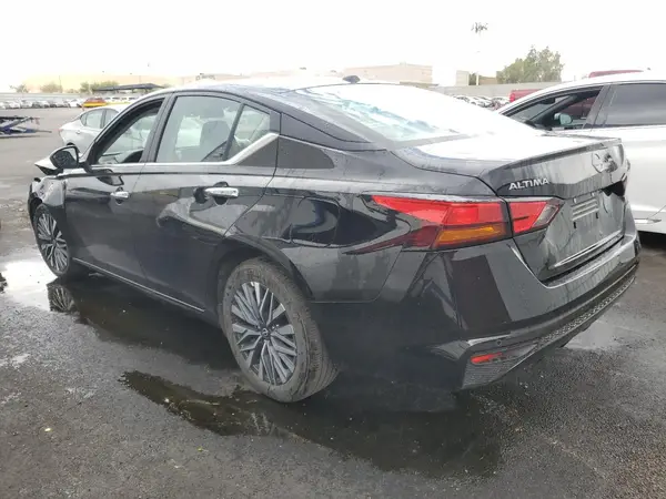 1N4BL4DV1SN352352 2025 NISSAN ALTIMA - Image 2