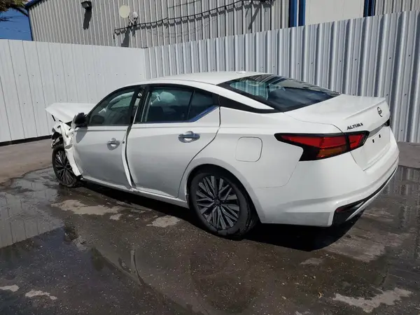 1N4BL4DV1SN354179 2025 NISSAN ALTIMA - Image 2