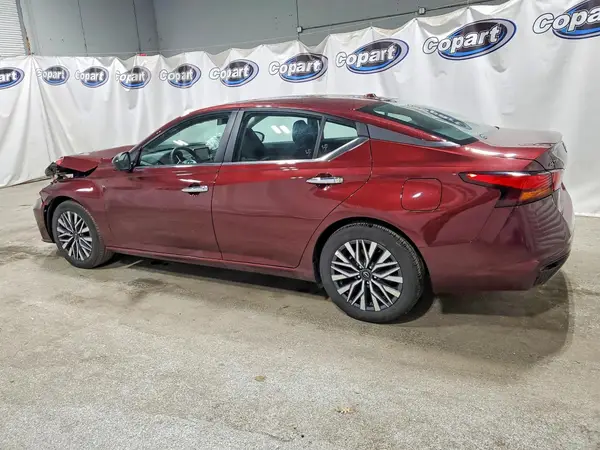 1N4BL4DV1SN358555 2025 NISSAN ALTIMA - Image 2