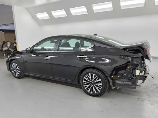1N4BL4DV1SN362122 2025 NISSAN ALTIMA - Image 2