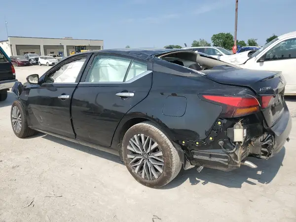 1N4BL4DV1SN371564 2025 NISSAN ALTIMA - Image 2