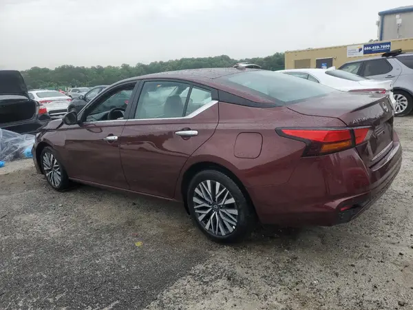 1N4BL4DV1SN373122 2025 NISSAN ALTIMA - Image 2
