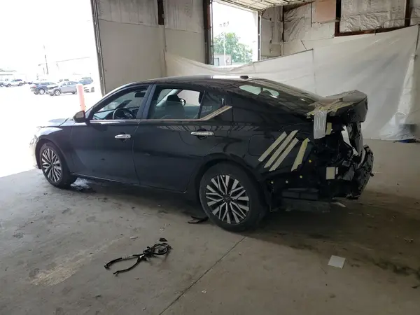 1N4BL4DV1SN385593 2025 NISSAN ALTIMA - Image 2
