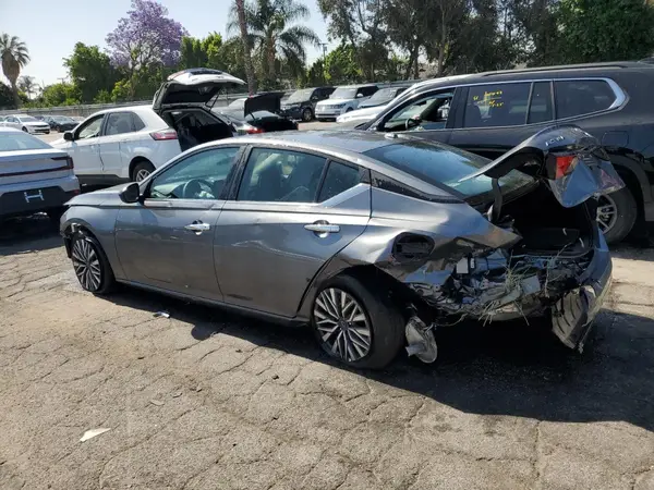 1N4BL4DV1SN389157 2025 NISSAN ALTIMA - Image 2