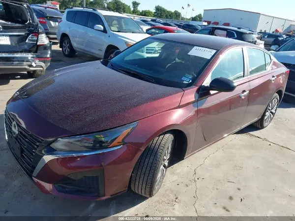 1N4BL4DV1SN390275 2025 NISSAN ALTIMA - Image 2