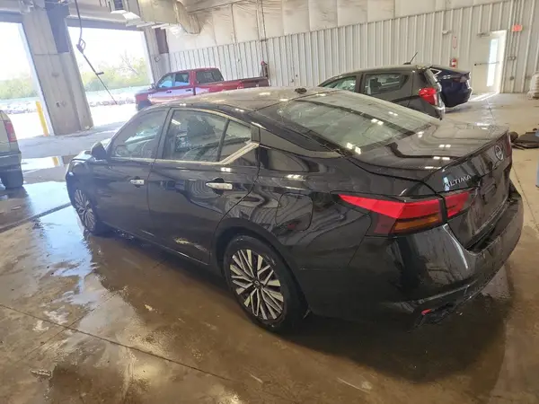 1N4BL4DV1SN391362 2025 NISSAN ALTIMA - Image 2