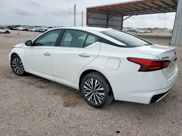 1N4BL4DV1SN393340 2025 NISSAN ALTIMA - Image 2