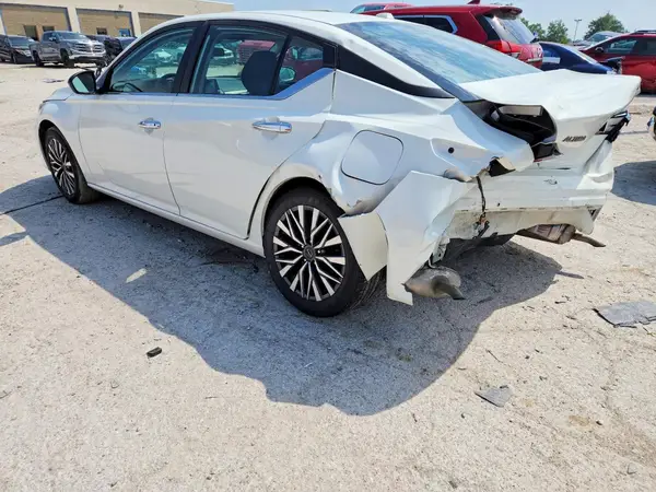 1N4BL4DV1SN394178 2025 NISSAN ALTIMA - Image 2