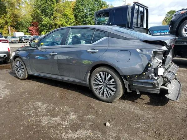 1N4BL4DV1SN396979 2025 NISSAN ALTIMA - Image 2