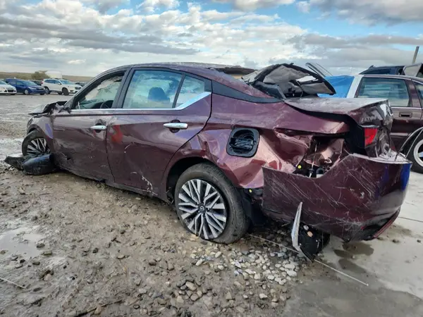 1N4BL4DV1SN403381 2025 NISSAN ALTIMA - Image 2