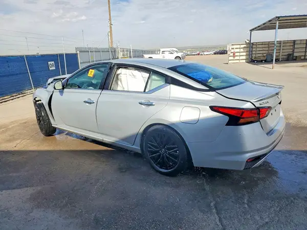 1N4BL4DV1SN405891 2025 NISSAN ALTIMA - Image 2