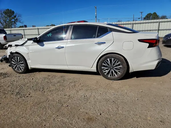 1N4BL4DV1SN418804 2025 NISSAN ALTIMA - Image 2