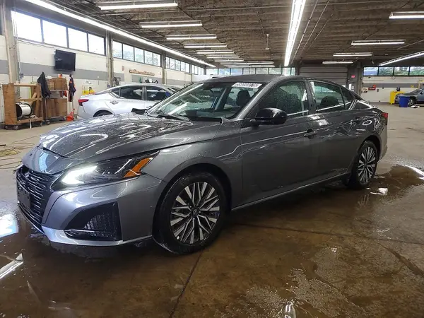 1N4BL4DV1TN337738 2026 NISSAN ALTIMA - Image 1
