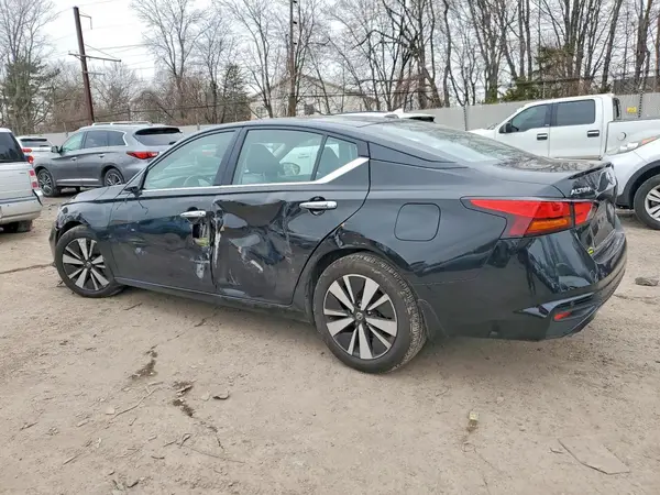 1N4BL4DV2KC112318 2019 NISSAN ALTIMA - Image 2