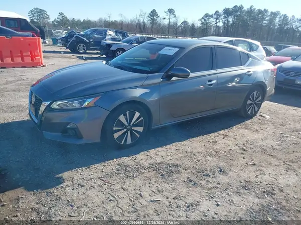 1N4BL4DV2KC121956 2019 NISSAN ALTIMA - Image 2