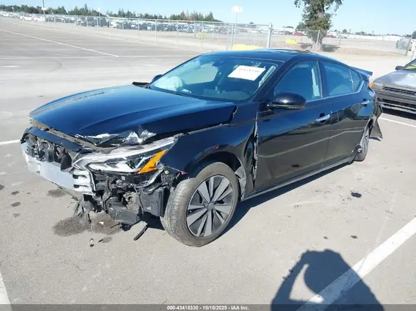 1N4BL4DV2KC123626 2019 NISSAN ALTIMA - Image 2