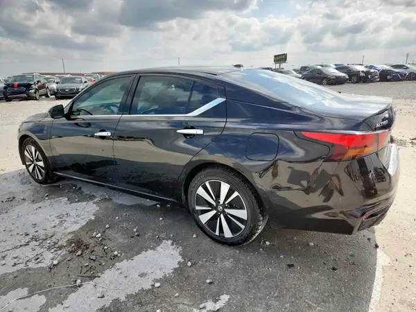 1N4BL4DV2KC125201 2019 NISSAN ALTIMA - Image 2