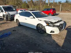 1N4BL4DV2KC135579 2019 NISSAN ALTIMA