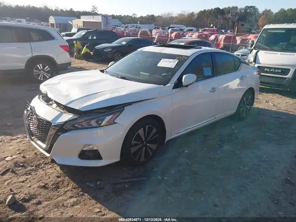 1N4BL4DV2KC135579 2019 NISSAN ALTIMA - Image 2