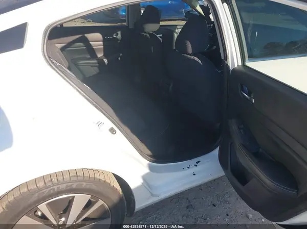 1N4BL4DV2KC135579 2019 NISSAN ALTIMA - Image 8