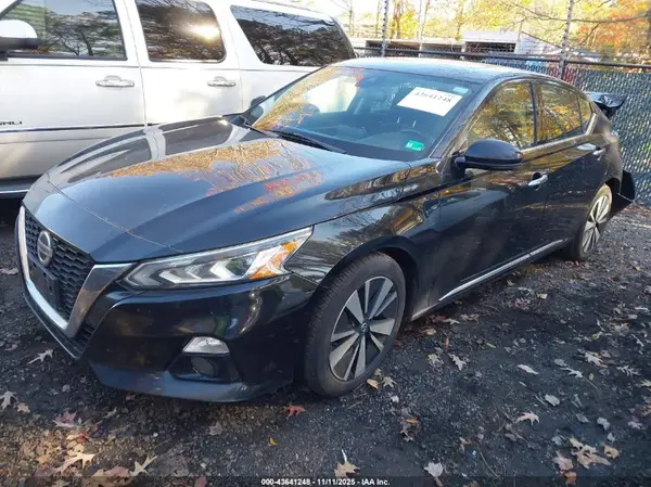 1N4BL4DV2KC190727 2019 NISSAN ALTIMA - Image 2