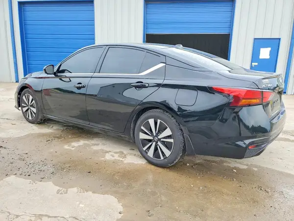 1N4BL4DV2KN307937 2019 NISSAN ALTIMA - Image 2