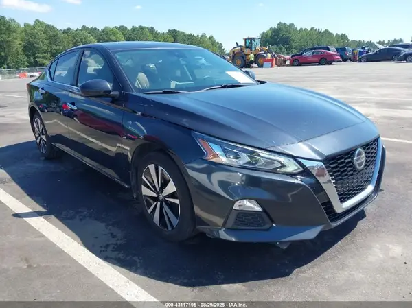1N4BL4DV2MN301171 2021 NISSAN ALTIMA - Image 1