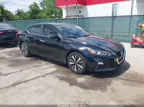1N4BL4DV2MN302661 2021 NISSAN ALTIMA - Image 1