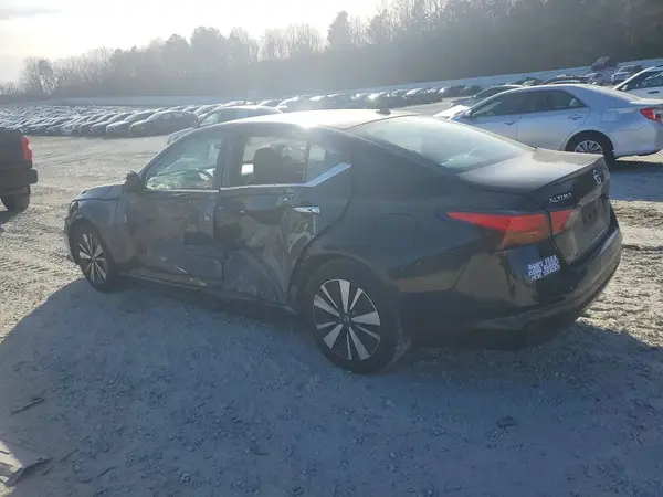1N4BL4DV2MN310341 2021 NISSAN ALTIMA - Image 2