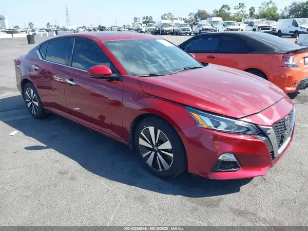 1N4BL4DV2MN315085 2021 NISSAN ALTIMA - Image 1