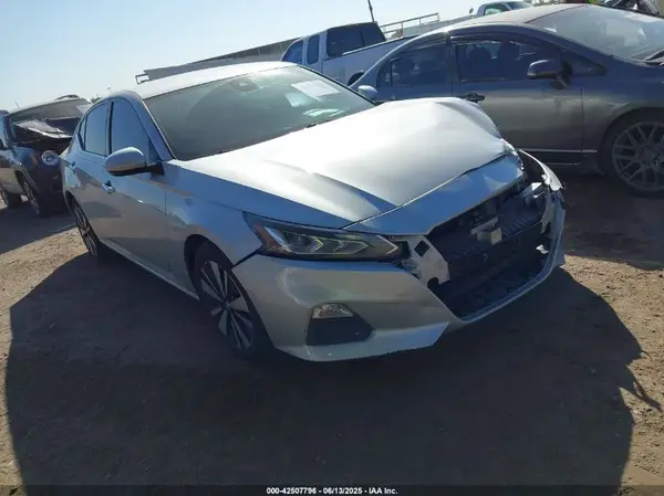 1N4BL4DV2MN332324 2021 NISSAN ALTIMA - Image 1