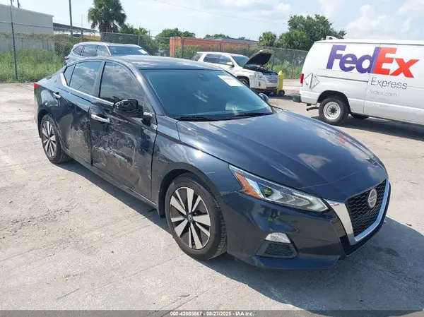 1N4BL4DV2MN345090 2021 NISSAN ALTIMA - Image 1