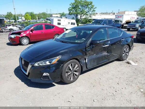 1N4BL4DV2MN353075 2021 NISSAN ALTIMA - Image 2