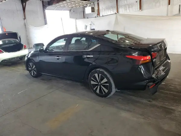 1N4BL4DV2MN353478 2021 NISSAN ALTIMA - Image 2
