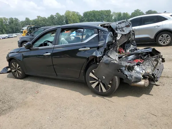 1N4BL4DV2MN361354 2021 NISSAN ALTIMA - Image 2