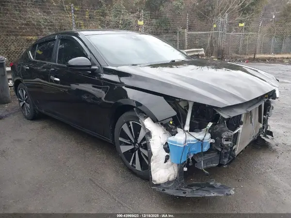 1N4BL4DV2MN361645 2021 NISSAN ALTIMA - Image 1