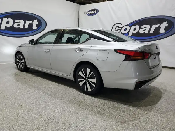 1N4BL4DV2MN362410 2021 NISSAN ALTIMA - Image 2