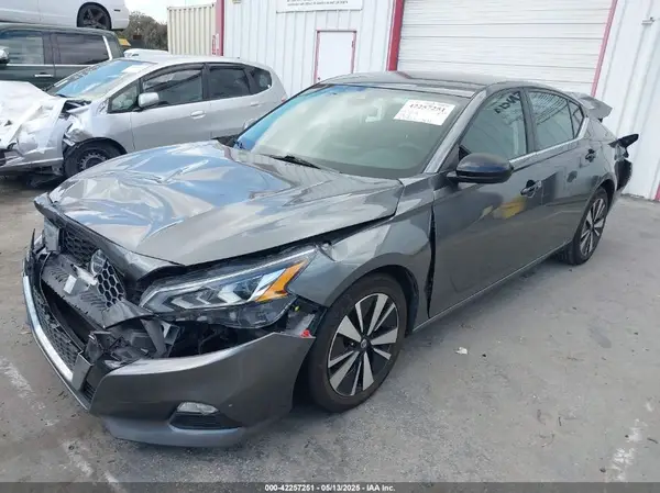 1N4BL4DV2MN364089 2021 NISSAN ALTIMA - Image 2