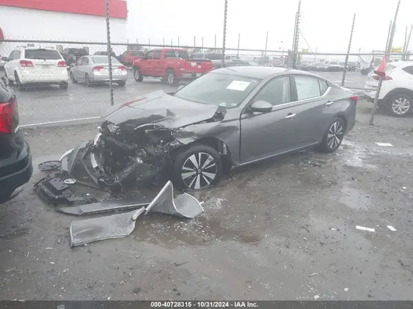 1N4BL4DV2MN365498 2021 NISSAN ALTIMA - Image 2