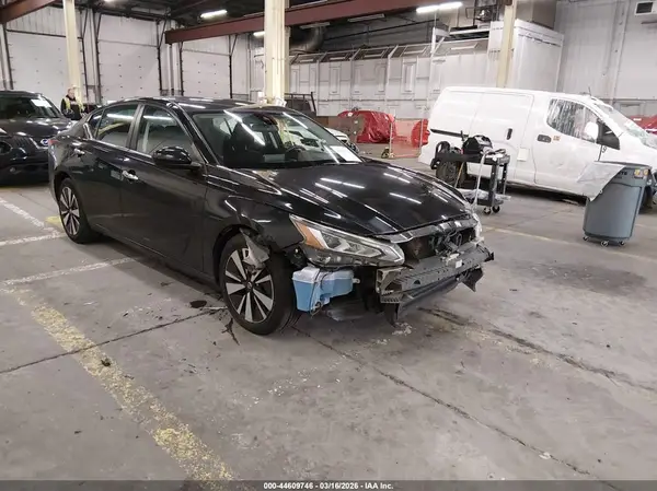 1N4BL4DV2MN374752 2021 NISSAN ALTIMA - Image 1