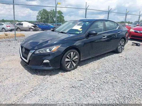 1N4BL4DV2MN375710 2021 NISSAN ALTIMA - Image 2