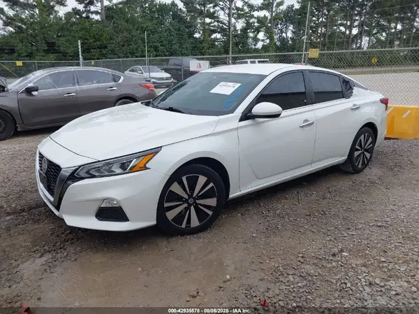 1N4BL4DV2MN378154 2021 NISSAN ALTIMA - Image 2